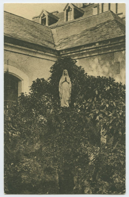 Carte postale ancienne 4. - Rennes - Institution Saint-Martin Le Rocher de Notre-Dame de Lourdes