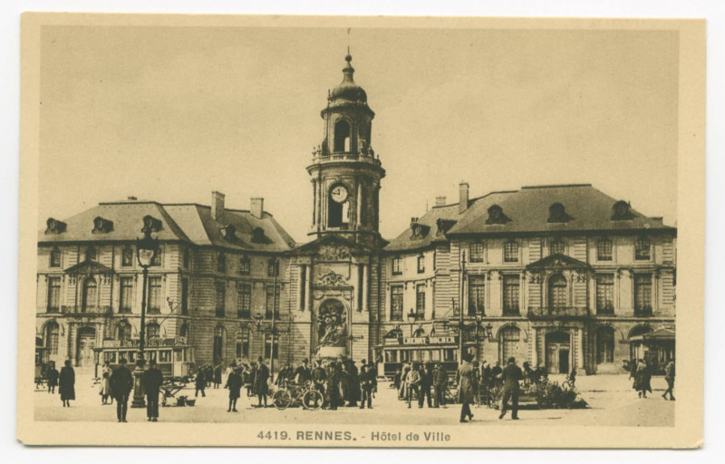 Carte postale ancienne 4419.  Rennes - Hôtel de Ville