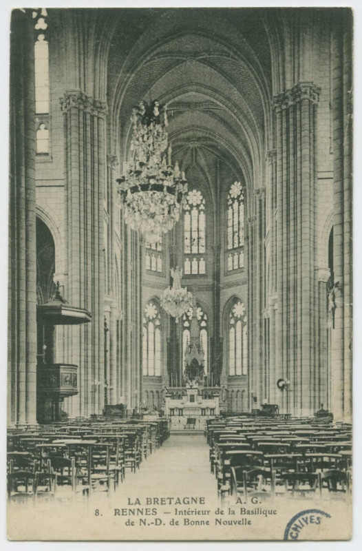 Carte postale ancienne La Bretagne 8. Rennes. - Intérieur de la Basilique de N.-D. de Bonne Nouvelle