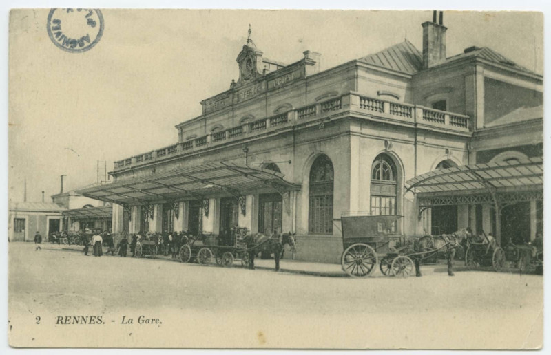Carte postale ancienne 2. - Rennes. - La Gare