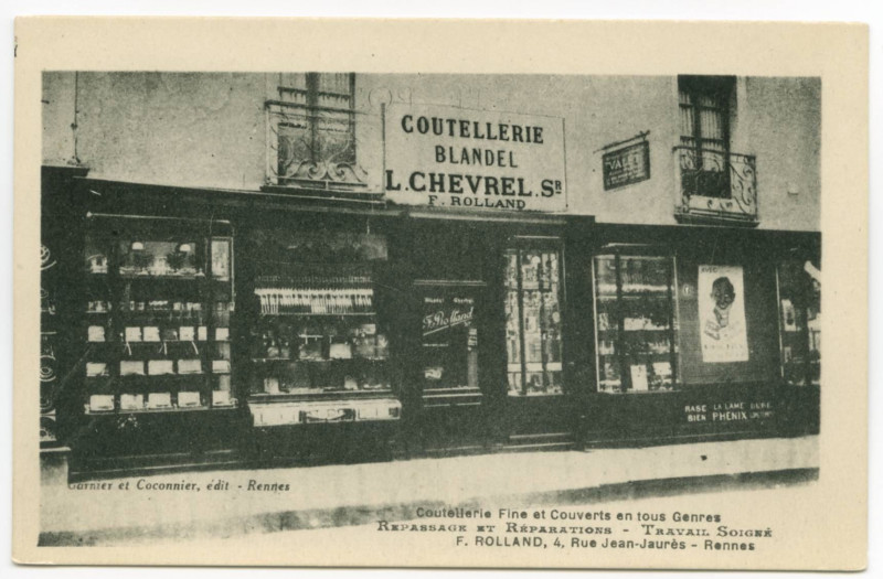 Carte postale ancienne Coutellerie Fine et Couverts en tous Genres. Repassage et réparations - Travail soigné. F. ROLLAND, 4 Rue Jean-Jaurès - Rennes.
