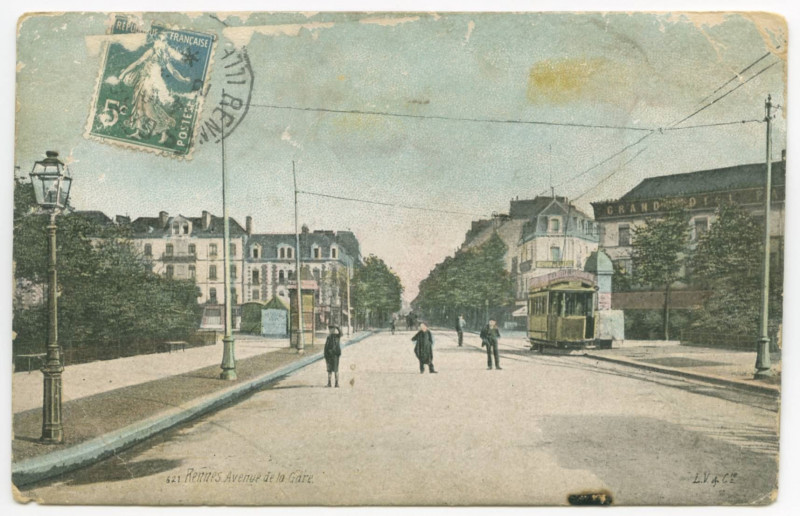 Carte postale ancienne 621. - Rennes. - Avenue de la Gare