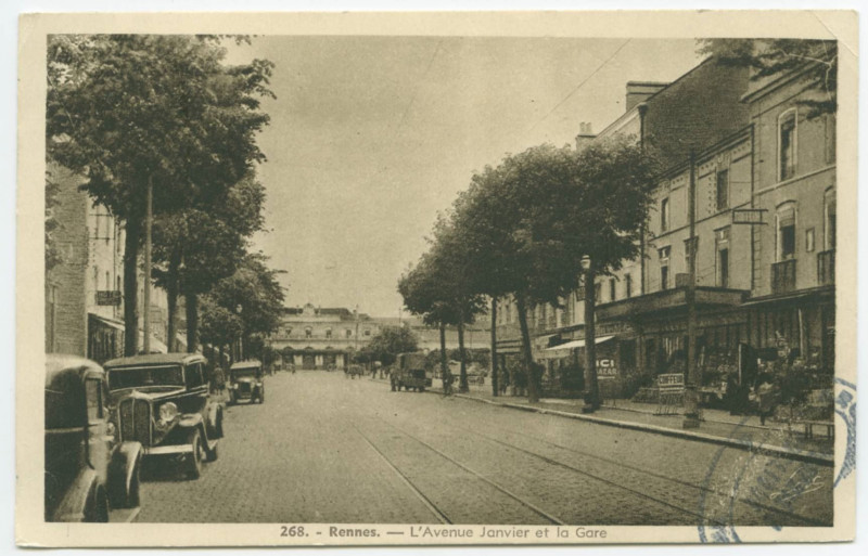 Carte postale ancienne 268. - Rennes. - L'Avenue Janvier et la Gare