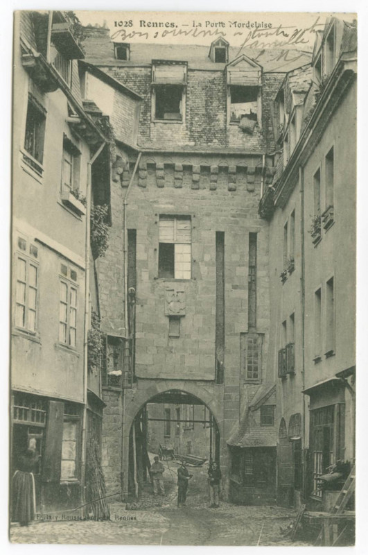 Carte postale ancienne 1028. - Rennes. - La Porte Mordelaise