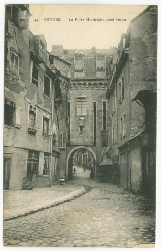 Carte postale ancienne 43 - Rennes. - La Porte MORDELAISE, Cote Ouest