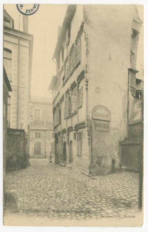 Carte postale ancienne Rennes 127 - Maison de Du Guesclin