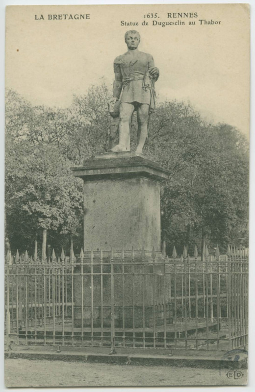 Carte postale ancienne 1635. Rennes  Statue de Duguesclin au Thabor