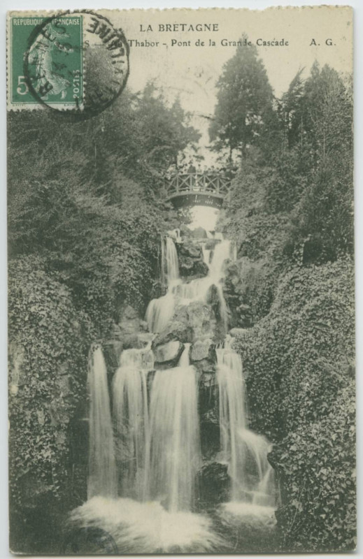 Carte postale ancienne La Bretagne. . - Rennes. - Au Thabor - Pont de la Grande Cascade