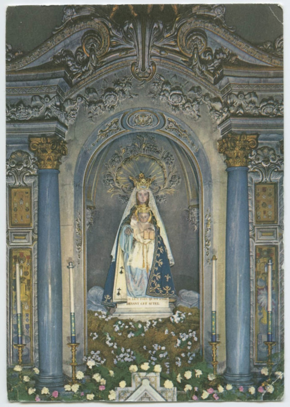 Carte postale ancienne Rennes. - Basilique Saint-Sauveur  Notre-Dame des Miracles et Vertus vénérée depuis 1357 et couronnée le 25 mars 1908.