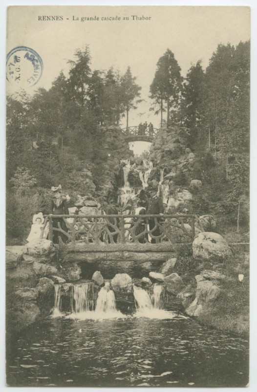 Carte postale ancienne Rennes - La grande cascade au Thabor