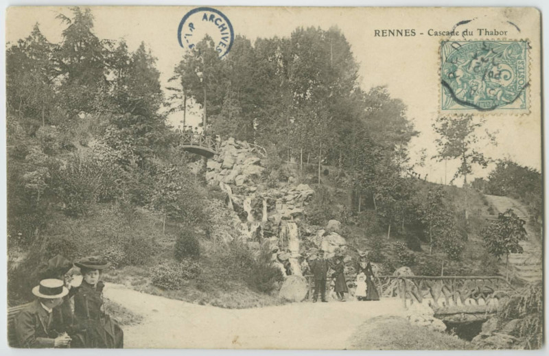 Carte postale ancienne Rennes. - Cascade du Thabor