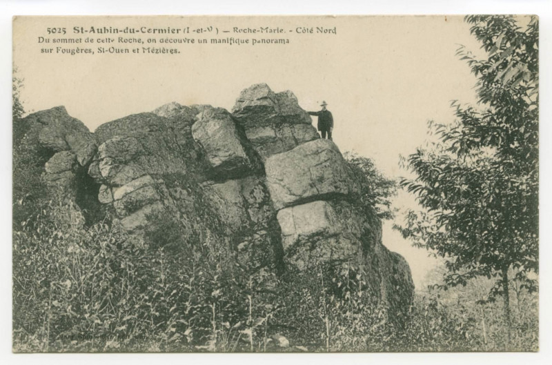 Carte postale ancienne 5025.-  St-Aubin-du-Cormier (I.-et-V.). - Roche-Marie.- Côté Nord. Du sommet de cette roche, on découvre un magnifique panorama sur Fougères, St-O