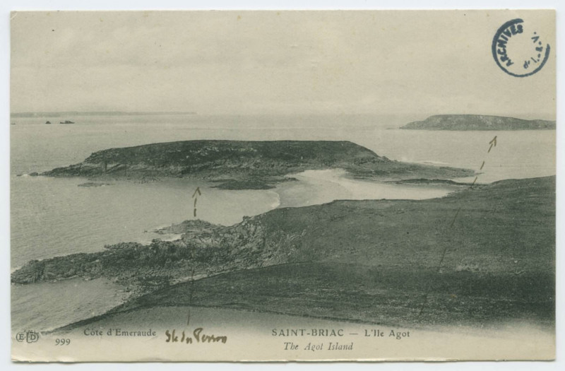 Carte postale ancienne 999  Saint-Briac  - L'ile Agot - The Agot Island