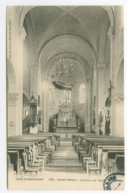 Carte postale ancienne 3351 - Saint-Briac - Intérieur de l'Eglise