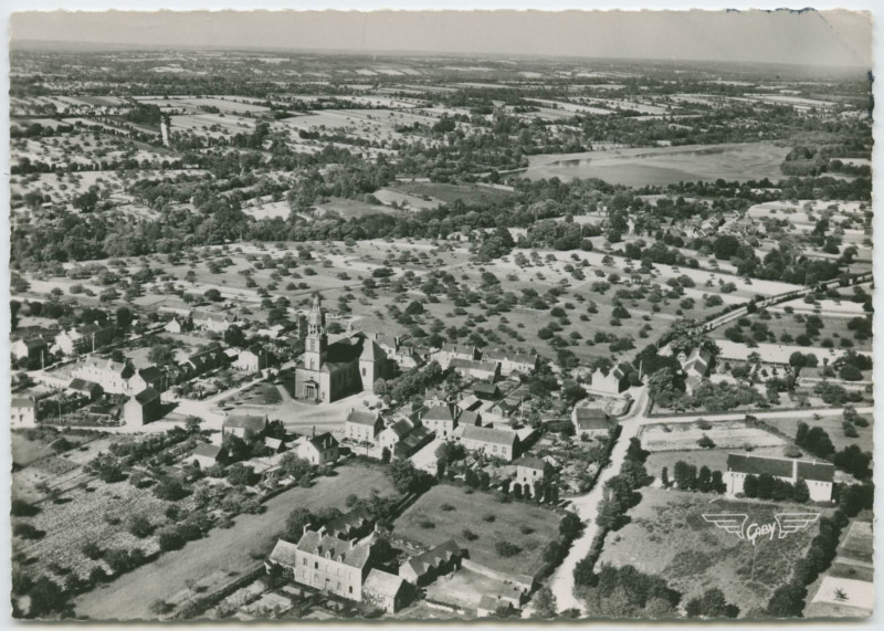 Carte postale ancienne 2 -  Sainte-Anne-Sur-Vilaine (I.-et-V.) - Vue aérienne