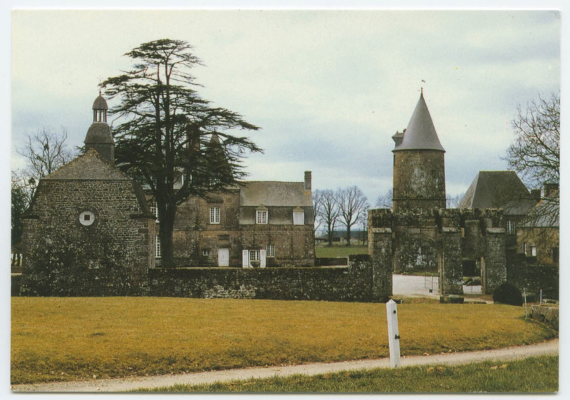 Carte postale ancienne Environs de Fougères 35140  Saint-Hilaire-Des-Landes -  D 18 - Château de la Haye. Ensemble des bâtiments du XIIIè au XVIIIè siècles)