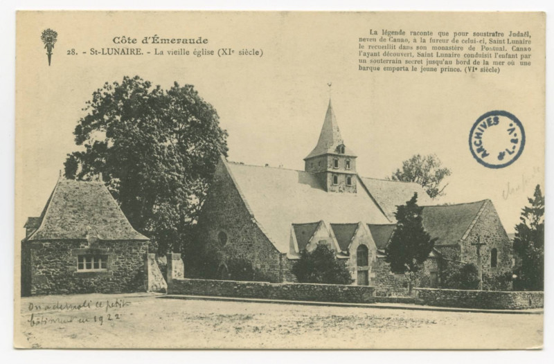 Carte postale ancienne Côte d'Emeraude 28. - Saint-Lunaire - La Vieille Eglise (XIe siècle)