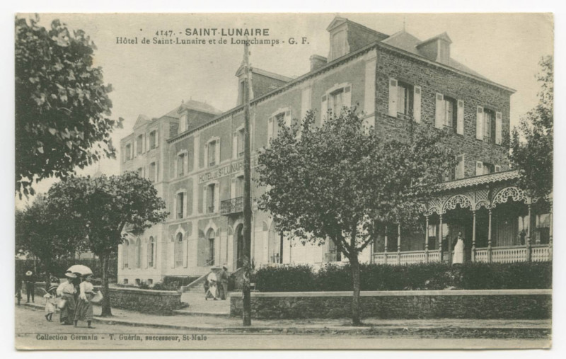 Carte postale ancienne 4147. -  Saint-Lunaire - Hotel de Saint-Lunaire et de Longchamps Le Grand Hotel et la Plage