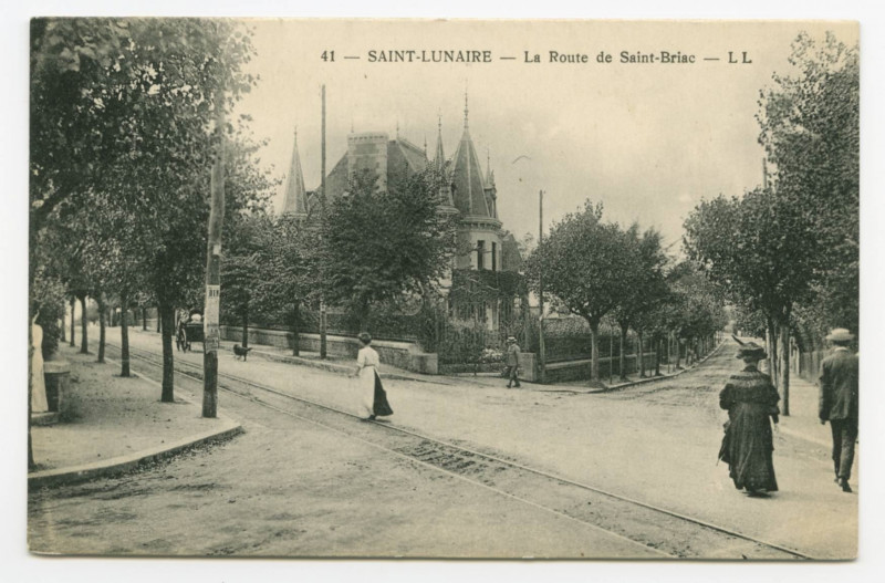 Carte postale ancienne 41. -  Saint-Lunaire. - La Route de Saint-Briac