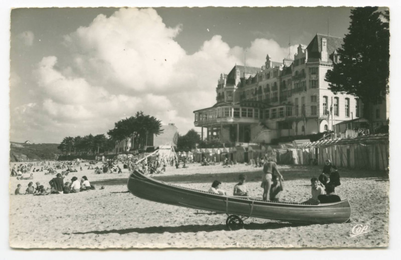 Carte postale ancienne Côte d'Emeraude - 655  Saint-Lunaire - La Plage