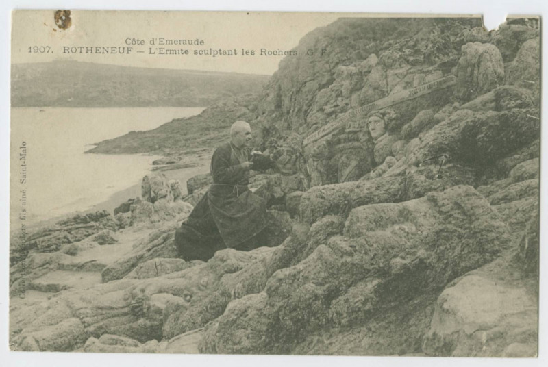 Carte postale ancienne 1907. - ROTHENEUFf.- L'Ermite sculptant les rochers G.F.