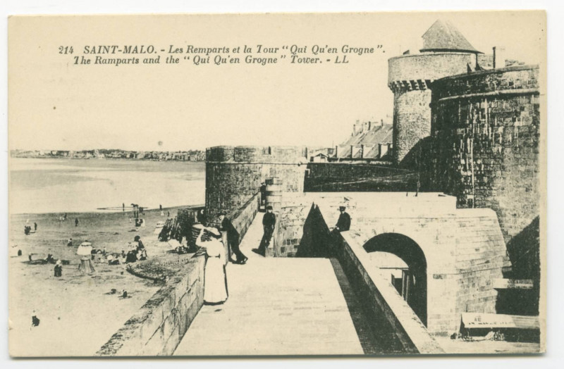 Carte postale ancienne 34  Saint-Malo - Les remparts et la tour Qui qu'en grogne. The ramparts and the Qui qu'en grogne tower.