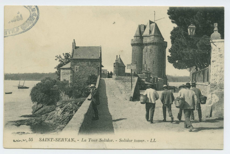 Carte postale ancienne 55 - Saint-Servan - La tour Solidor. - Solidor tower. - Ll