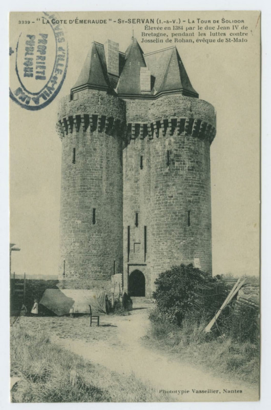 Carte postale ancienne 3339 - La côte d'émeraude - Saint-Servan - La tour solidor.