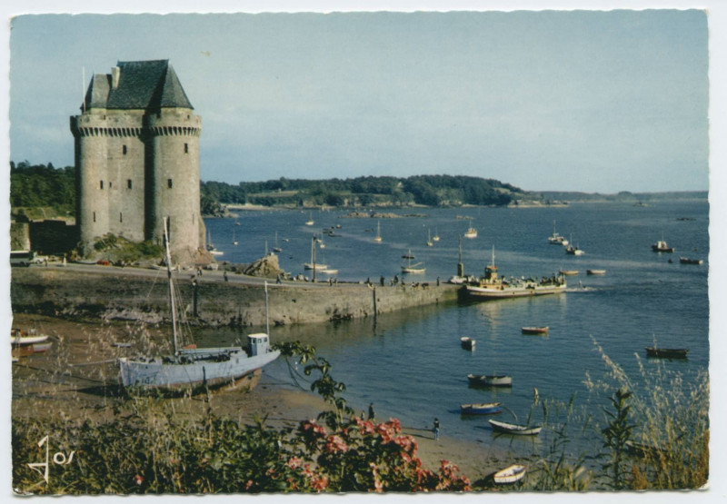 Carte postale ancienne Saint-Servan (I.-et-V.) - Mx 7771 - La tour solidor.