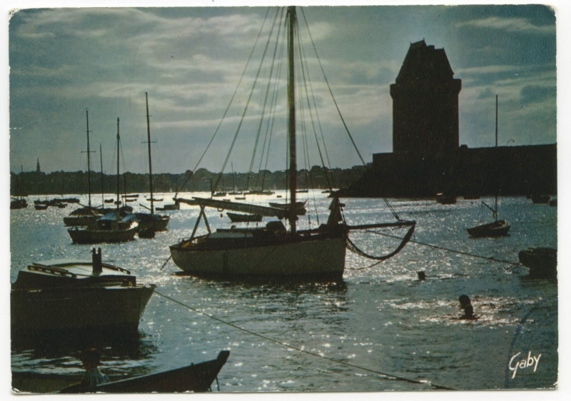 Carte postale ancienne 17 Saint-Servan (I.-et-V.) - Contre-jour sur la tour solidor.
