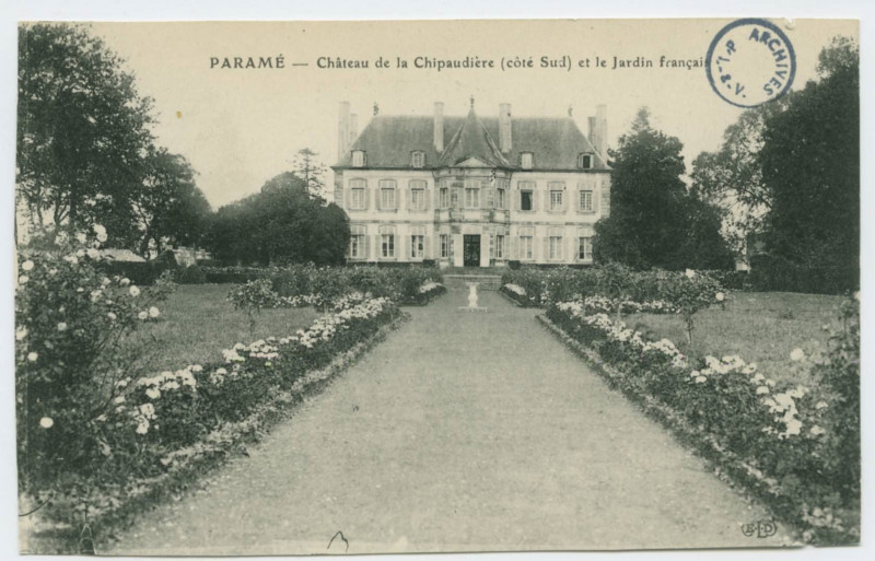 Carte postale ancienne Parame - Le château de la Chipaudière (côté sud) et le jardin français.