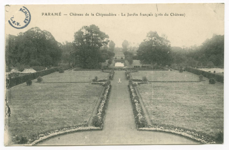 Carte postale ancienne Parame - Le château de la Chipaudière - Le jardin français (pris du château).