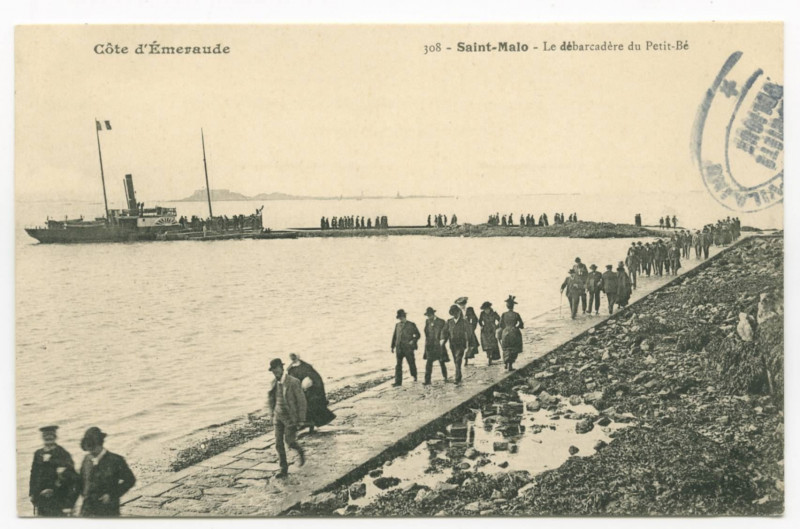 Carte postale ancienne 308 Saint-Malo - Le débarcadère du Petit-Bé.
