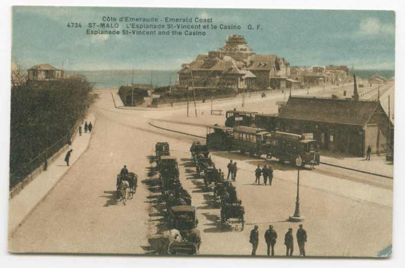 Carte postale ancienne 4734  Saint-Malo - L'esplanade Saint-Vincent et le casino. Esplanade Saint-Vincent and the casino.