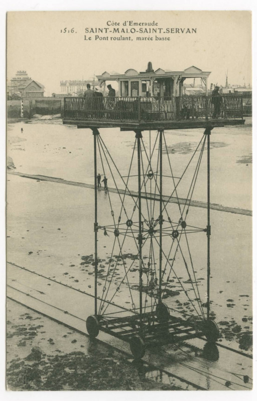 Carte postale ancienne 1516  Saint-Malo - Le pont roulant, marée basse.