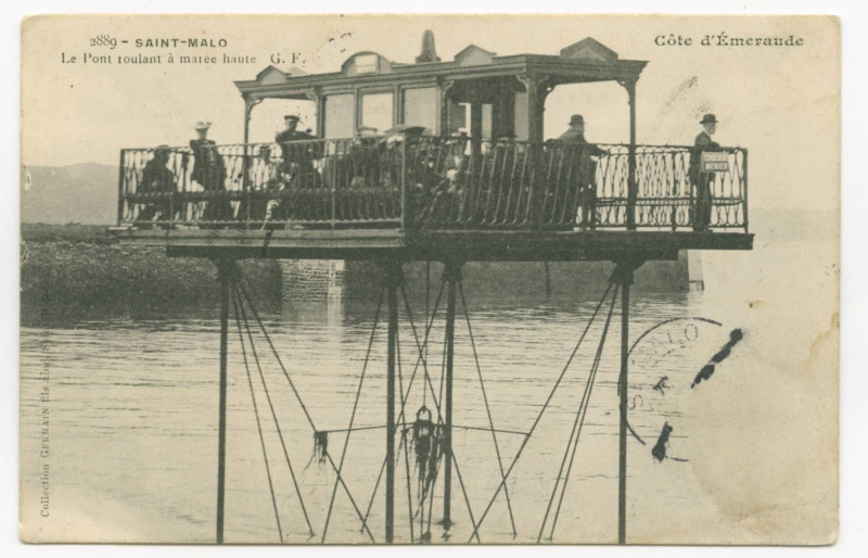Carte postale ancienne 2889  Saint-Malo - Le pont roulant à marée haute.
