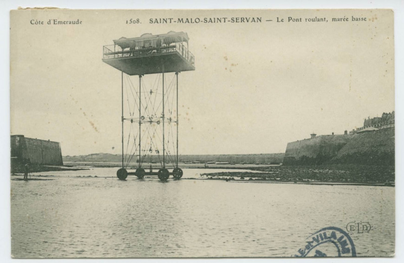 Carte postale ancienne 1508  Saint-Malo - Saint-Servan - Le pont roulant à marée basse.