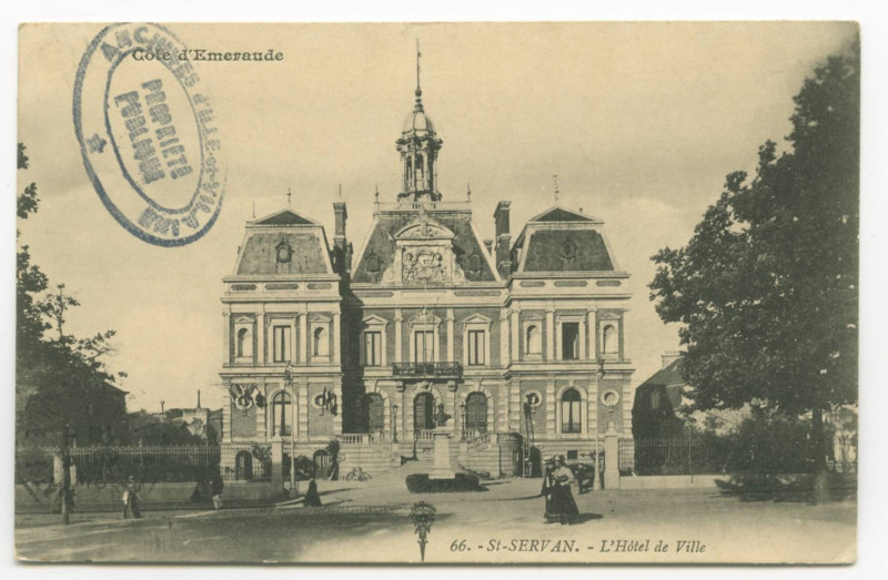 Carte postale ancienne 66  Saint-Servan - L'hôtel de ville.