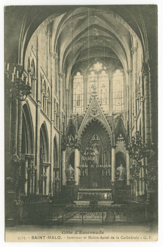 Carte postale ancienne 4787 - Saint-Malo -Intérieur et maître-autel de la cathédrale - G.F.