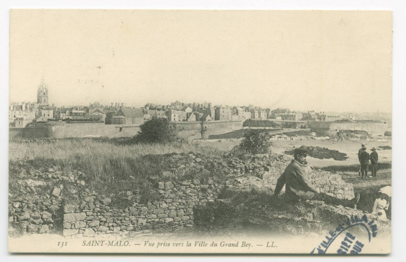 Carte postale ancienne 131  Saint-Malo - Vue prise vers la ville du Grand Bey.