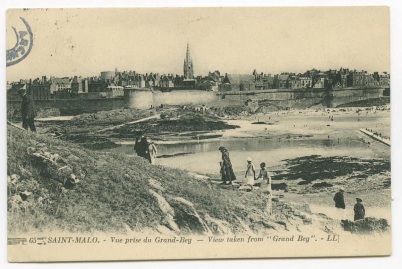 Carte postale ancienne 65  Saint-Malo - Vue prise du Grand Bey. View taken from Grand Bey.