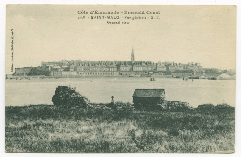Carte postale ancienne 3758  Saint-Malo - Vue Generale - General view.