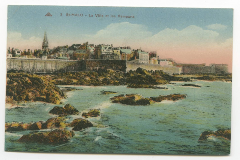 Carte postale ancienne 3  Saint-Malo - La ville et les remparts.