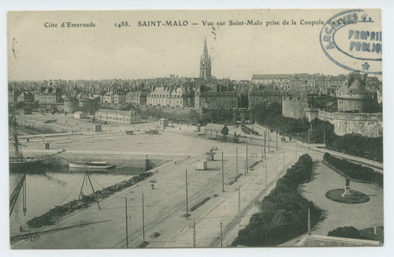 Carte postale ancienne 1488  Saint-Malo - Vue sur Saint-Malo prise de la coupole du casino.