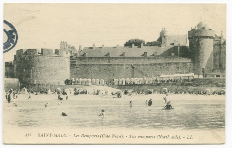 Carte postale ancienne 117  Saint-Malo - Les remparts (côté nord).