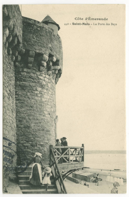 Carte postale ancienne 440  Saint-Malo - La porte des Beys.