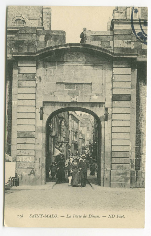 Carte postale ancienne 158  Saint-Malo - La porte de Dinan.