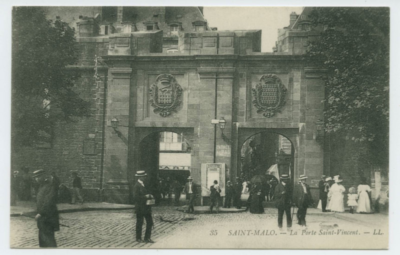 Carte postale ancienne 35  Saint-Malo - La porte Saint-Vincent.