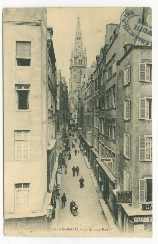 Carte postale ancienne 1102   Saint-Malo - La grande Rue.
