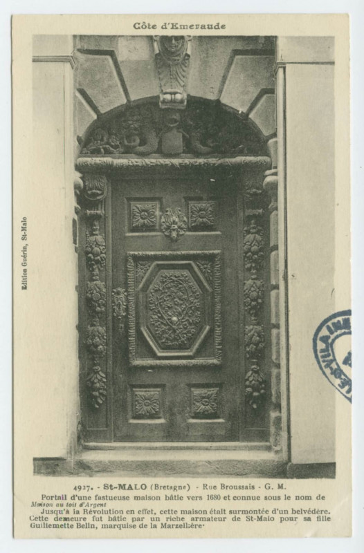 Carte postale ancienne 4927  Saint-Malo (Bretagne) - Rue Broussais.